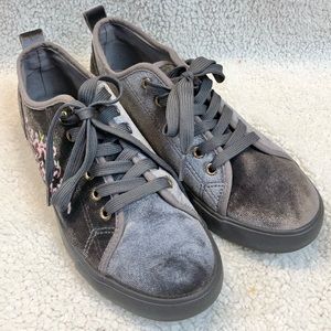 Twisted Slip in and Step Out women’s shoes